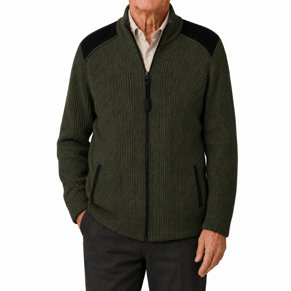 Men’s sweater with magnetic zipper