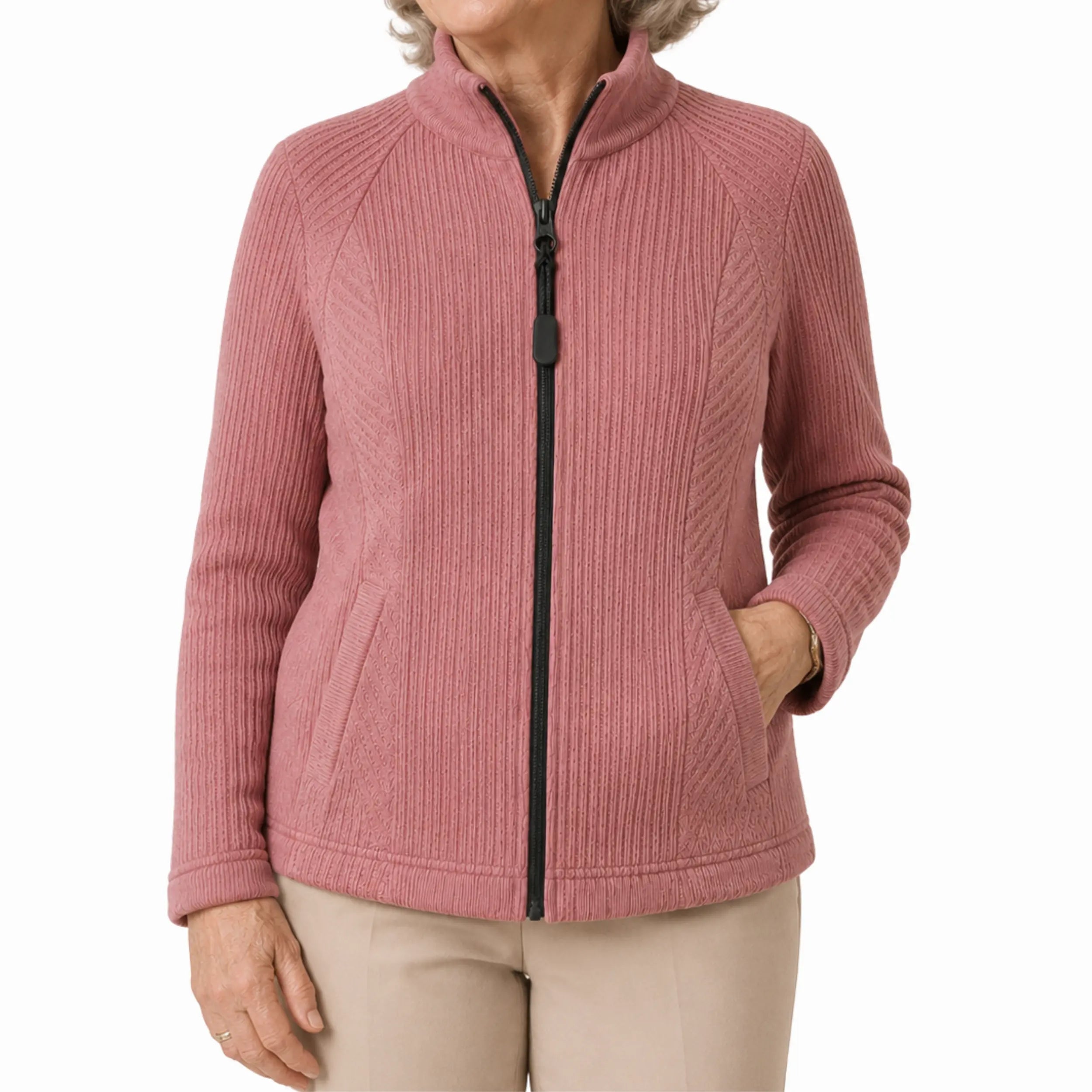Women’s sweater with magnetic zipper