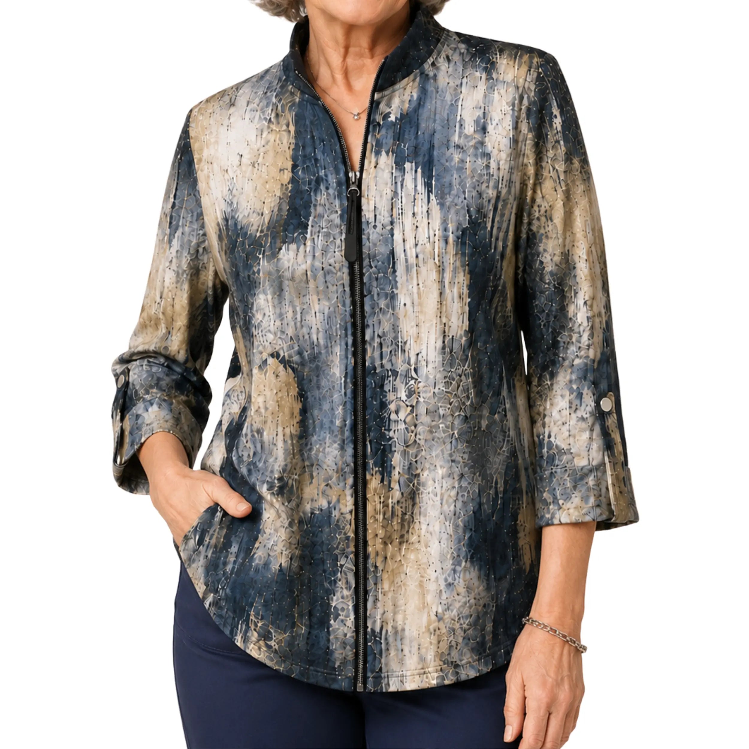 Blouse with magnetic zipper