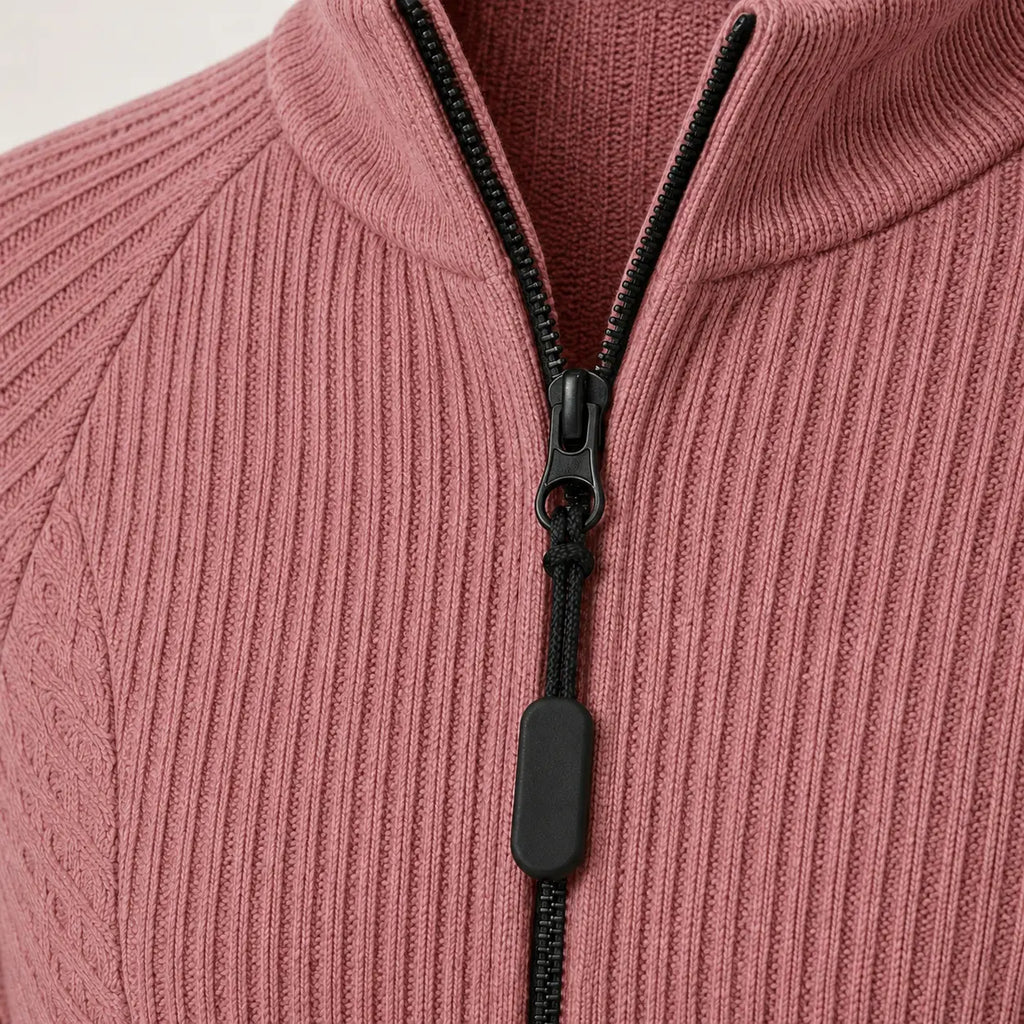 Women’s sweater with magnetic zipper